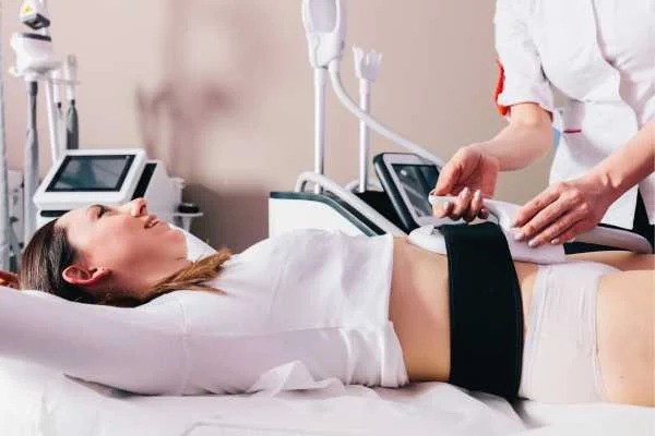 woman having body sculpting to help improve her body image and her mental health Willenhall